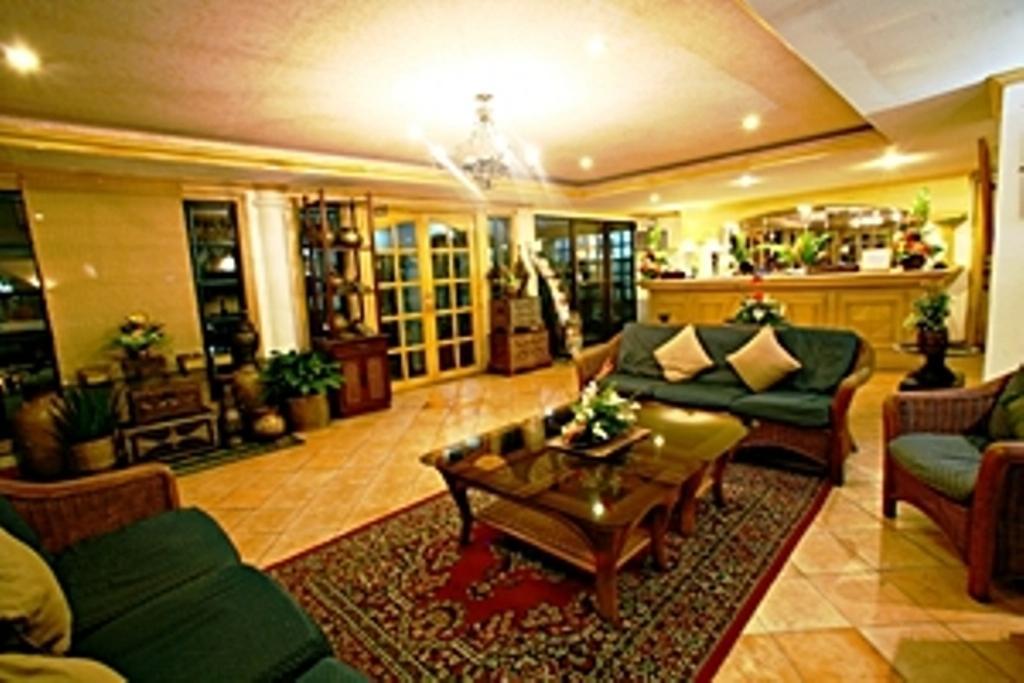 Villa Margarita Hotel Davao City Exteriör bild